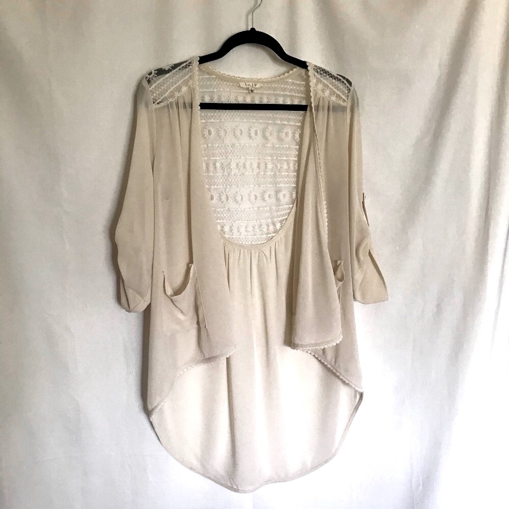 Cream Lace Back High-Low Layering - Picture 3 of 4